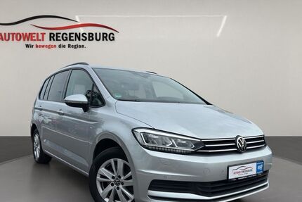 VW Touran 121.680 km 21.990 € Regensburg 93059
