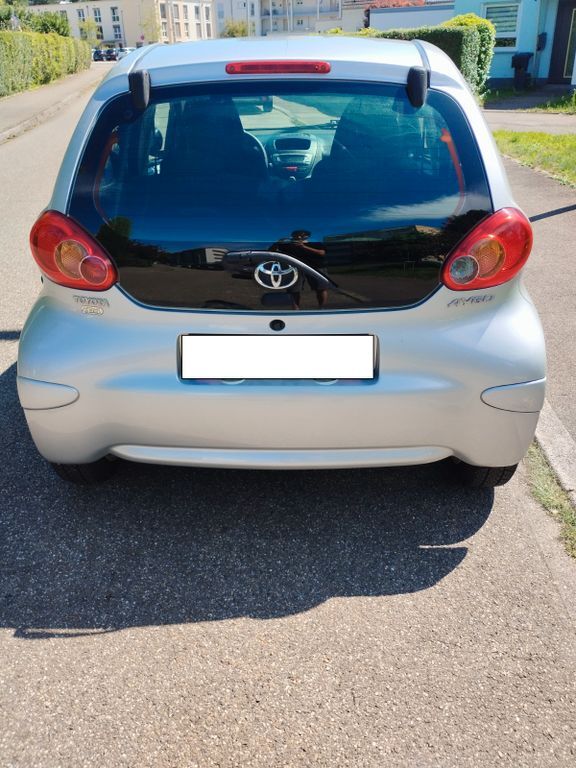 Aygo (X)