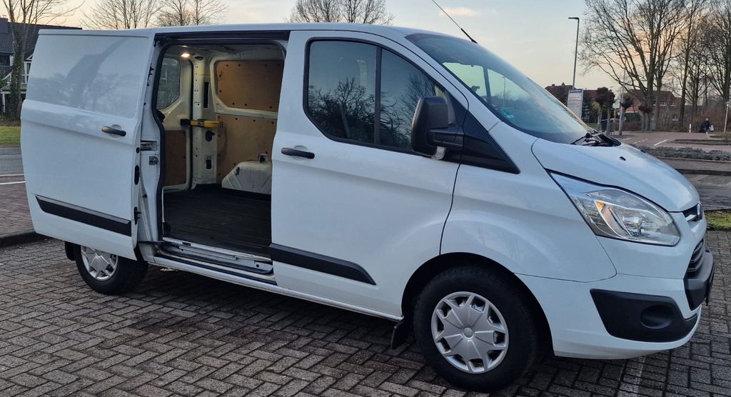 Ford Transit Custom 109.000 km 8.350 &euro; Bassum 27211