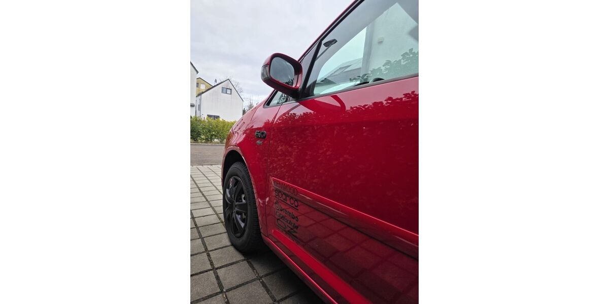 VW Touran 309.800 km 2.650 &euro; Röhrmoos 85244