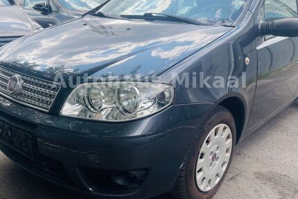 Fiat Punto 129.000 km 1.999 &euro; Ketsch 68775