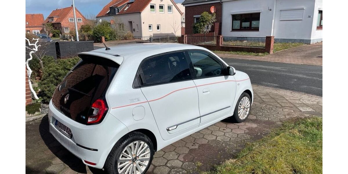 Renault Twingo 19.600 km 11.500 &euro; Stade 21680