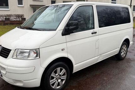 VW T5 Transporter 295.500 km 5.250 &euro; Hamburg 22119