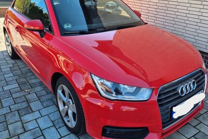 Audi A1 48.700 km 14.900 &euro; Osloß 38557