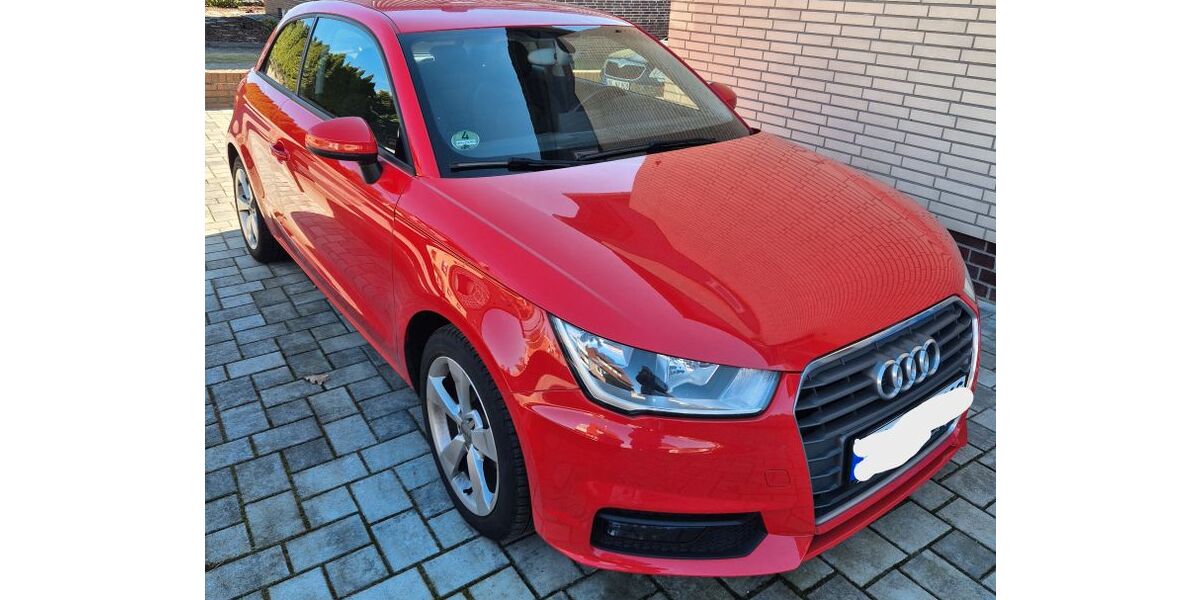 Audi A1 48.700 km 14.900 &euro; Osloß 38557