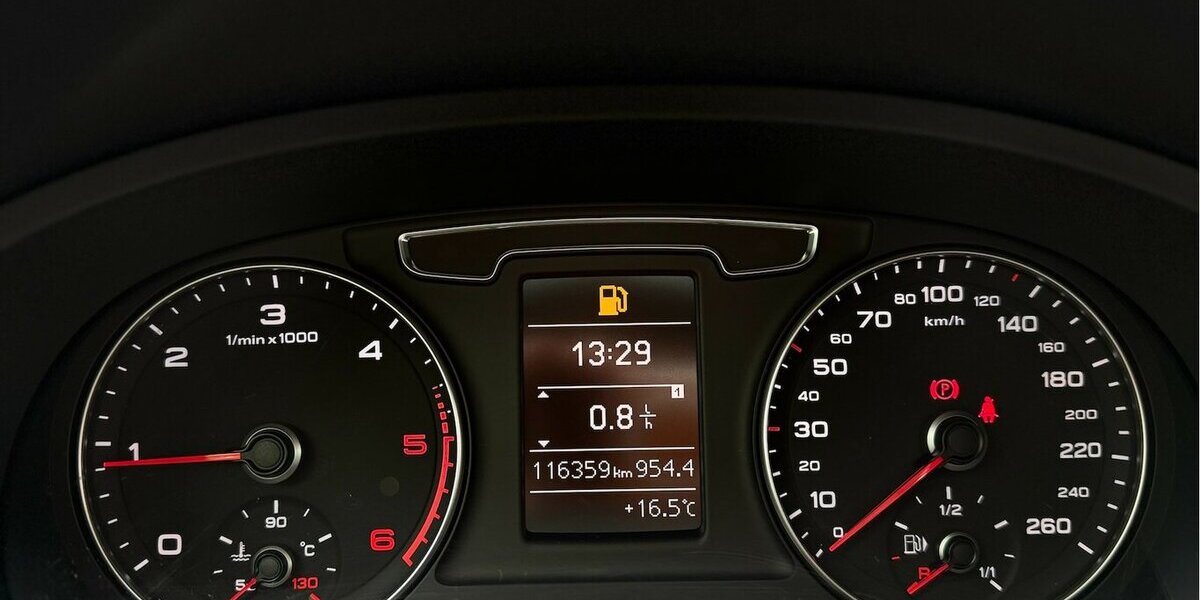 Audi Q3 2.0 TDI Facelift Xenon AHK 116.000 km 13.990 &euro; Neckarsulm 74172