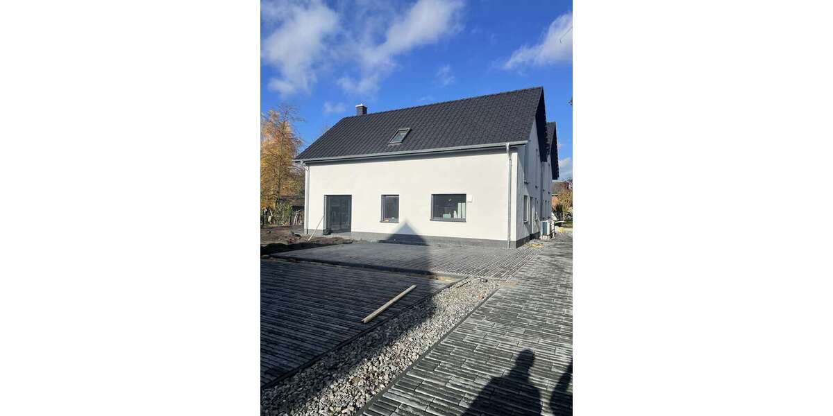 Haus zum Mieten in Isenbüttel 1.630 € 129.6 m² 5 zimmer