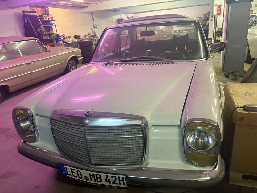 Mercedes-Benz 200 74.500 km 6.500 € Renningen 71272