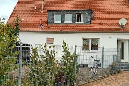 Haus Mehlingen - 4 Zimmer, 110 m&sup2;, 165.000&euro; | Angebot:27019671