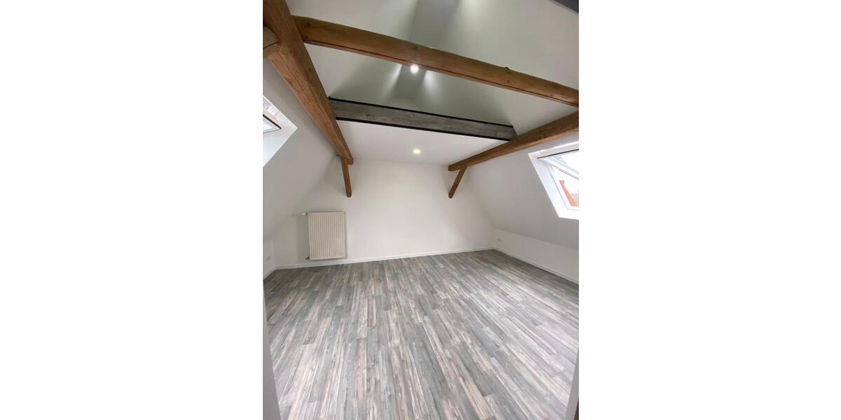 Etagenwohnung Eisenberg - 3 Zimmer, 90 m&sup2;, 700&euro; | Angebot:26252586