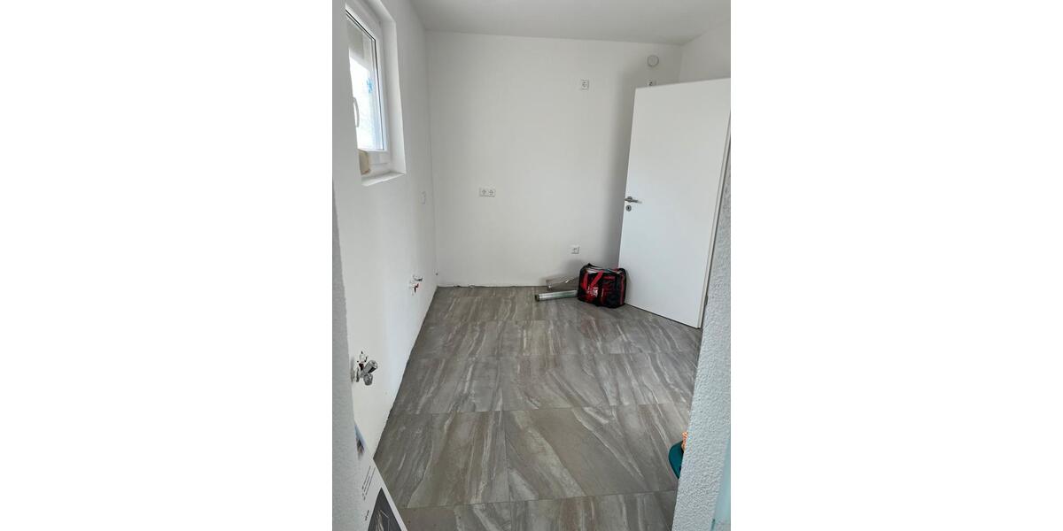 Etagenwohnung Heilbronn Böckingen - 5 Zimmer, 115 m&sup2;, 1.350&euro; | Angebot:24588316