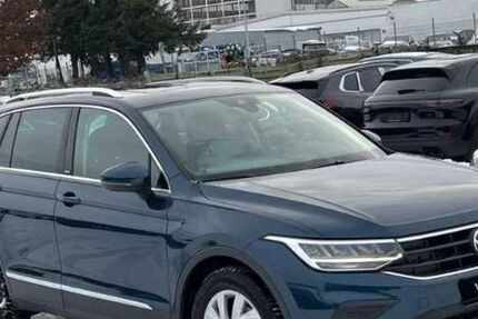 VW Tiguan 17.423 km 29.590 &euro; Braunschweig 38112