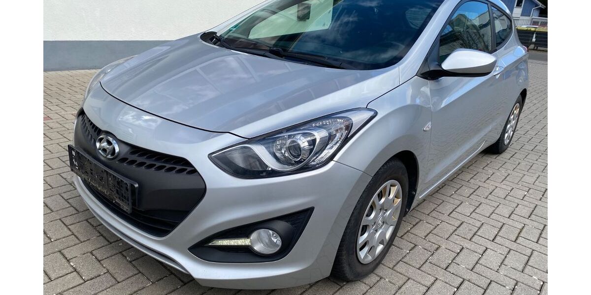 Hyundai i30 239.000 km 3.700 &euro; Osthofen 67574