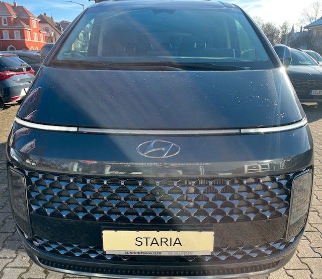 Hyundai STARIA 25.500 km 42.890 &euro; Villingen-Schwenningen 78048