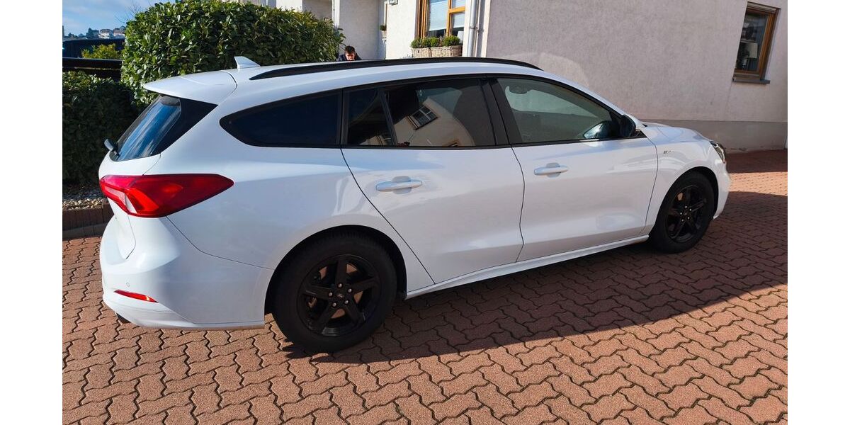 Ford Focus 80.000 km 17.900 &euro; Grünstadt 67269
