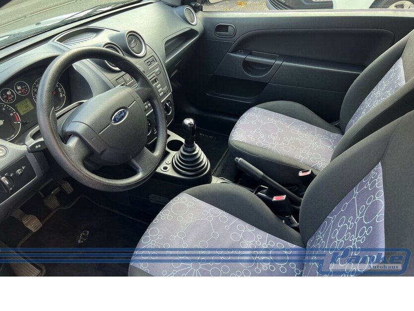 Ford Fiesta Ambiente 1.3*Radio/CD*AUX*Klima* 245.511 km 1.790 € Berlin 13187