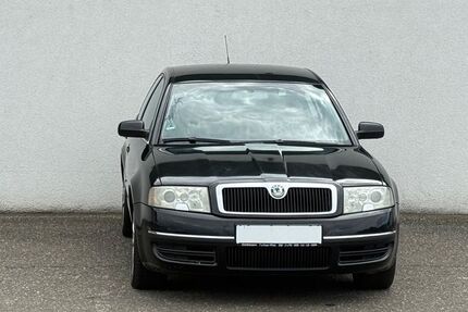 Skoda Superb 120.000 km 4.799 &euro; Kandel 76870