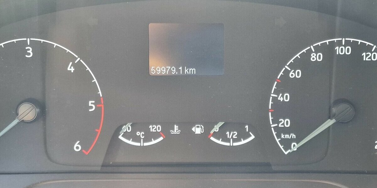 Ford Tourneo Custom 320 L1 H1 Tourneo Trend Klima 60.000 km 31.499 € Landau 76829