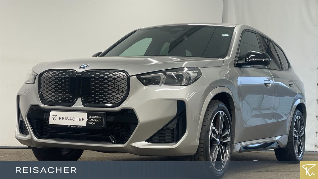 BMW iX1 21.955 km 41.849 &euro; Ulm 89077