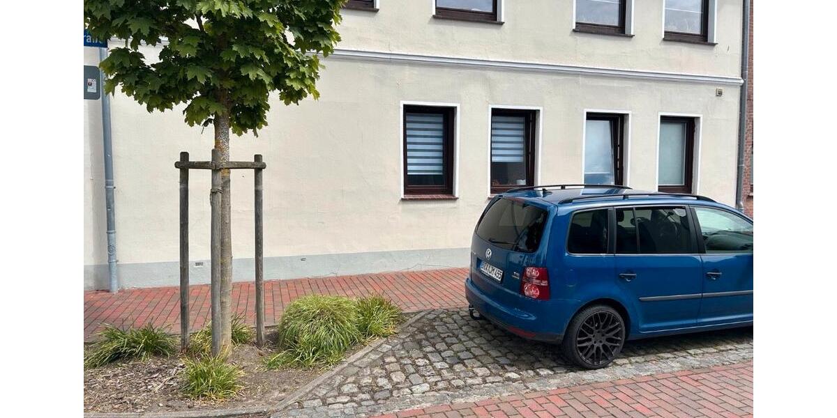 Erdgeschoßwohnung Nordenham - 4 Zimmer, 104 m&sup2;, 150.000&euro; | Angebot:26819822