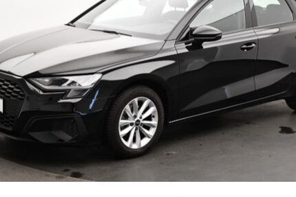 Audi A3 20.534 km 23.490 € Wolfsburg 38440