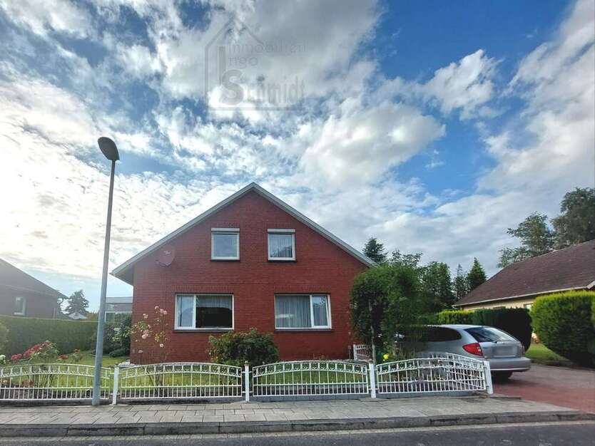 Haus zum Kaufen in Moormerland 250.000 € 138 m²