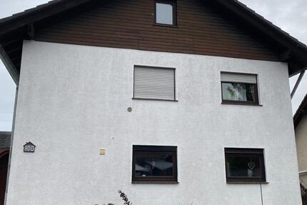 Einfamilienhaus mit Garten für ein Jahr zu vermieten