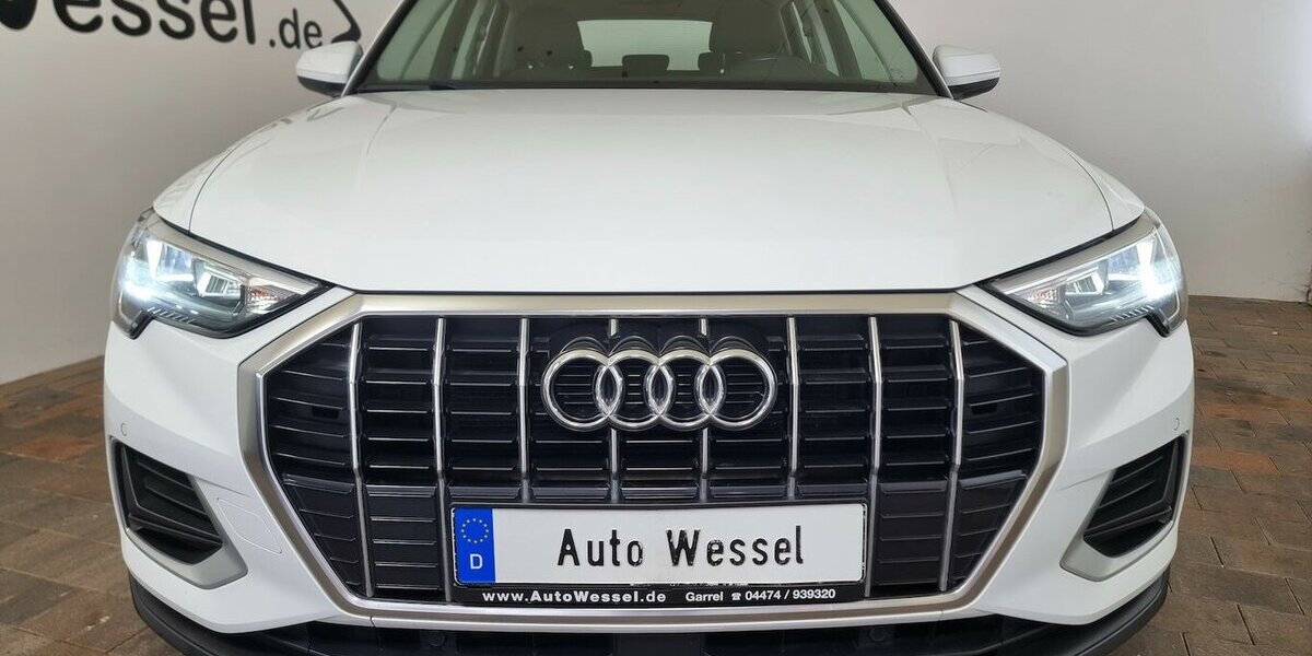 Audi Q3 35 TDI Advanced Prestige LED ACC APP schw.AHK 79.950 km 27.750 &euro; Garrel 49681