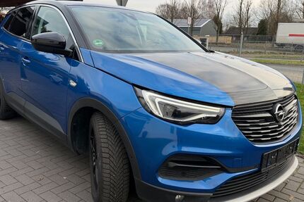 Opel Grandland (X) 130.500 km 17.800 &euro; Lippetal 59510