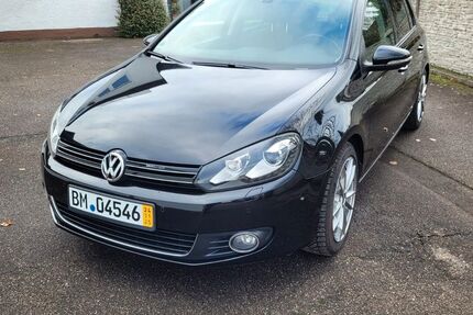 VW Golf 128.000 km 4.200 &euro; Bergheim 50126