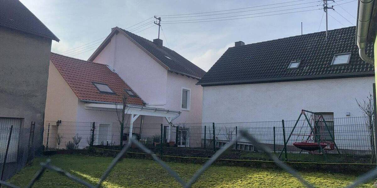 Bauernhaus, Landhaus Schmelz - 8 Zimmer, 180 m&sup2;, 299.000&euro; | Angebot:26128047
