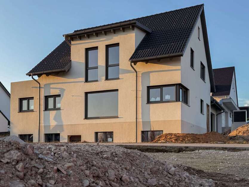 Haus zum Kaufen in Aurachtal 999.500 € 237 m²