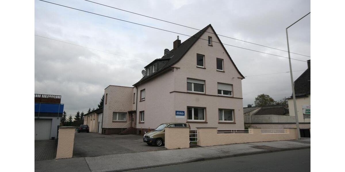 Etagenwohnung Solingen Mitte - 5 Zimmer, 113 m&sup2;, 1.100&euro; | Angebot:25815763