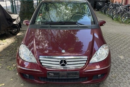 Mercedes-Benz A-Klasse 240.000 km 1.100 € Berlin 10178