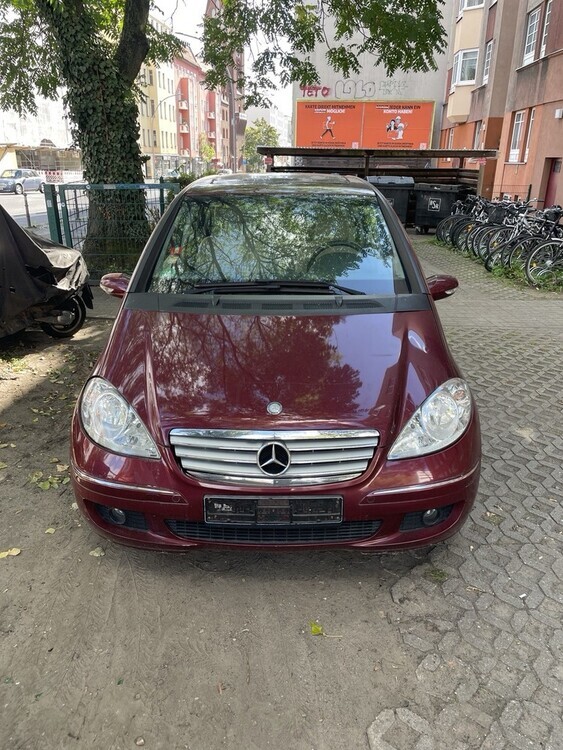 Mercedes-Benz A-Klasse 240.000 km 1.100 € Berlin 10178