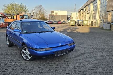 Mazda 323
