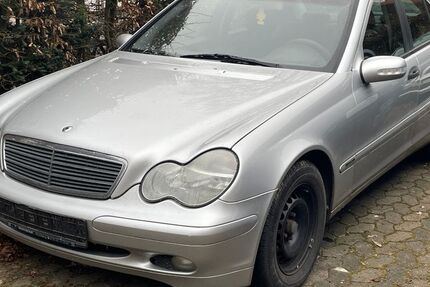 Mercedes-Benz C 220 310.000 km 1.290 &euro; Gleichen 37130