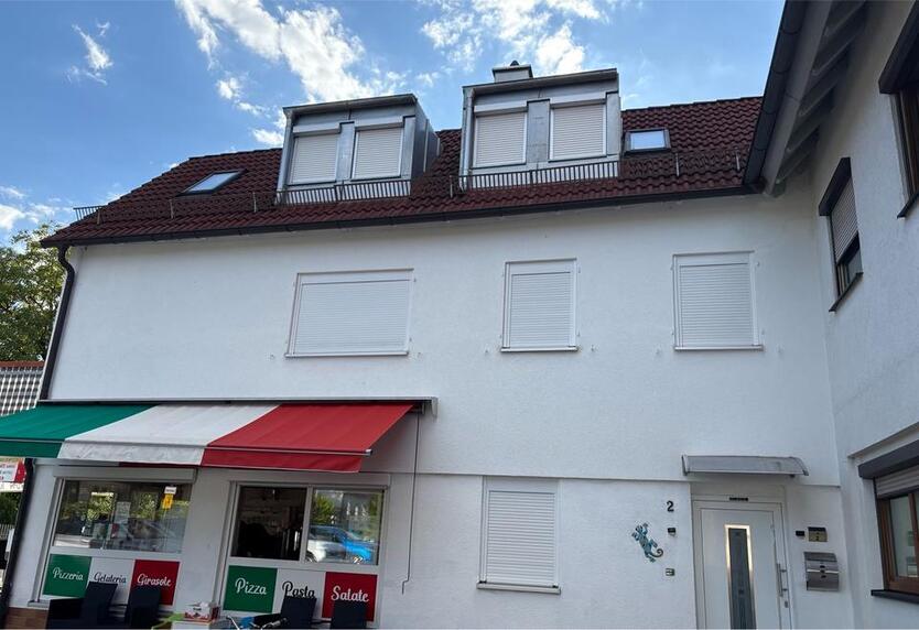 Helle, vollständig renovierte 5-Zimmer-Maisonette-Wohnung in Nbg zimmer