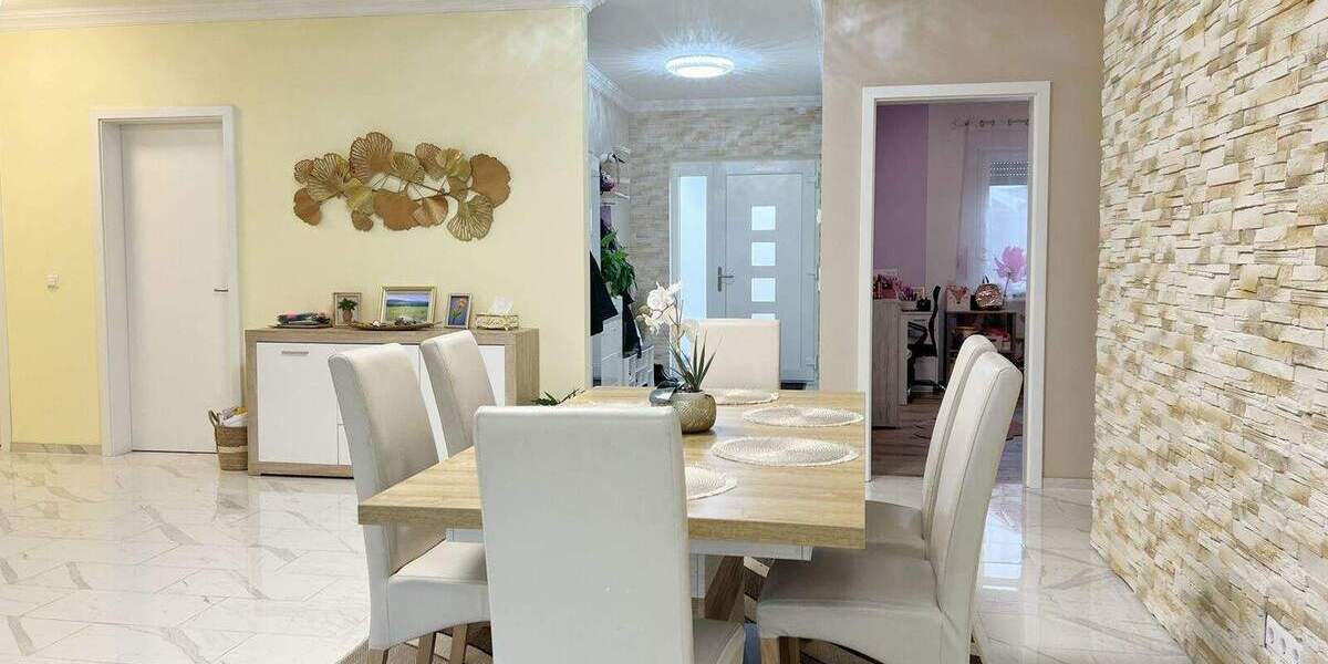 Einfamilienhaus Schrozberg - 4 Zimmer, 145 m&sup2;, 535.000&euro; | Angebot:25701373