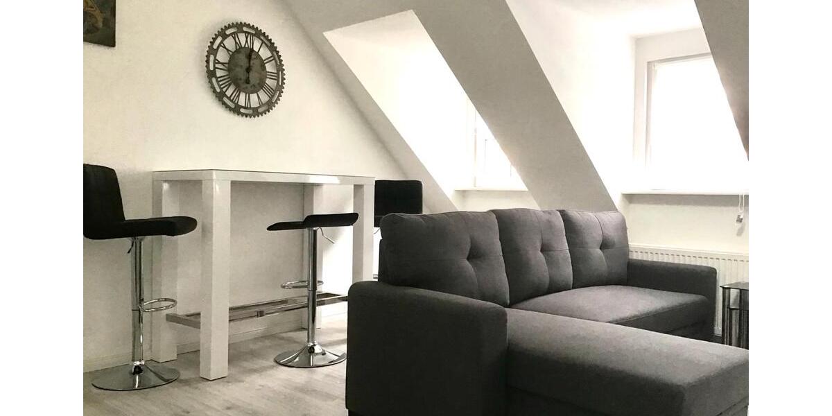 Dachgeschoßwohnung Trier - 2.5 Zimmer, 45 m&sup2;, 1.200&euro; | Angebot:26418827