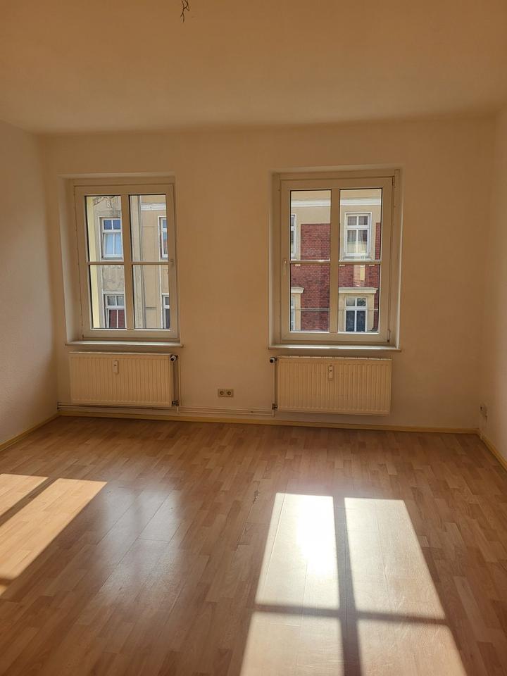 Friesacker Straße 36, 2. Obergeschoss rechts
