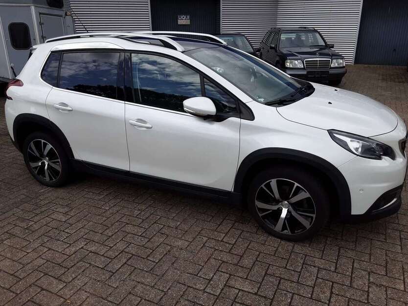 Peugeot 2008 49.000 km 12.400 € Vrees 49757