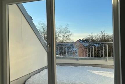 Schöne, helle 2-Zi.-Wohnung mit Dachterrasse 2 zimmer