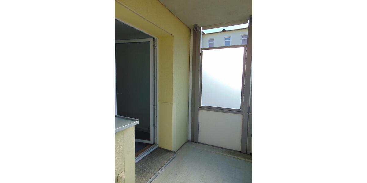 Etagenwohnung Sassnitz - 3 Zimmer, 64 m&sup2;, 385&euro; | Angebot:26351006