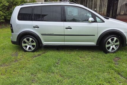VW Touran 248.896 km 6.790 &euro; Jever 26441