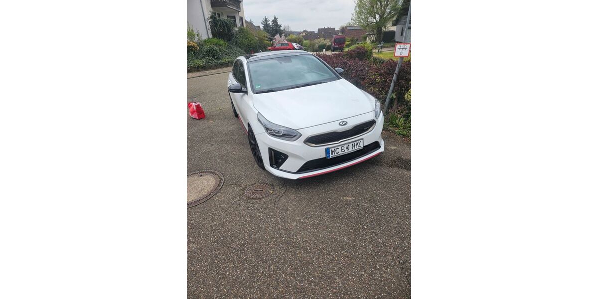 Kia pro ceed / ProCeed 72.300 km 21.000 &euro; Aglasterhausen 74858