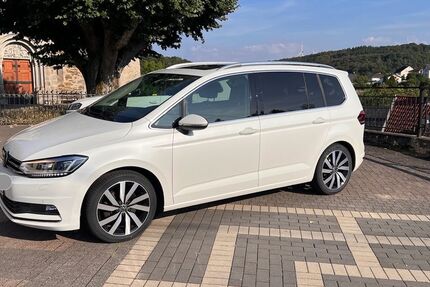 VW Touran 93.700 km 26.200 &euro; Niedererbach 56412