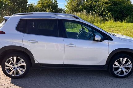 Peugeot 2008 123.400 km 7.423 &euro; Bisingen 72406