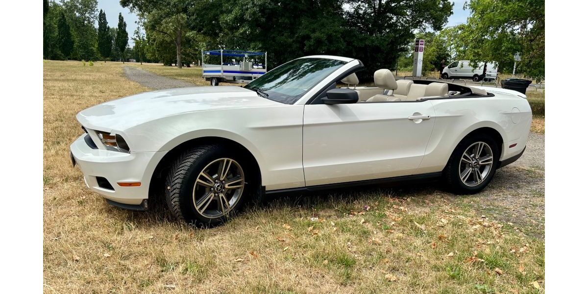 Ford Mustang 64.000 km 14.900 &euro; Hanau 63457