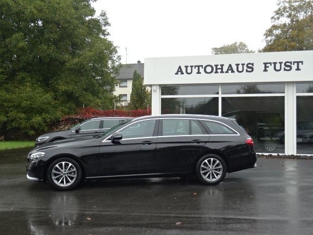 Mercedes-Benz E 200 78.000 km 27.700 &euro; Hattert 57644